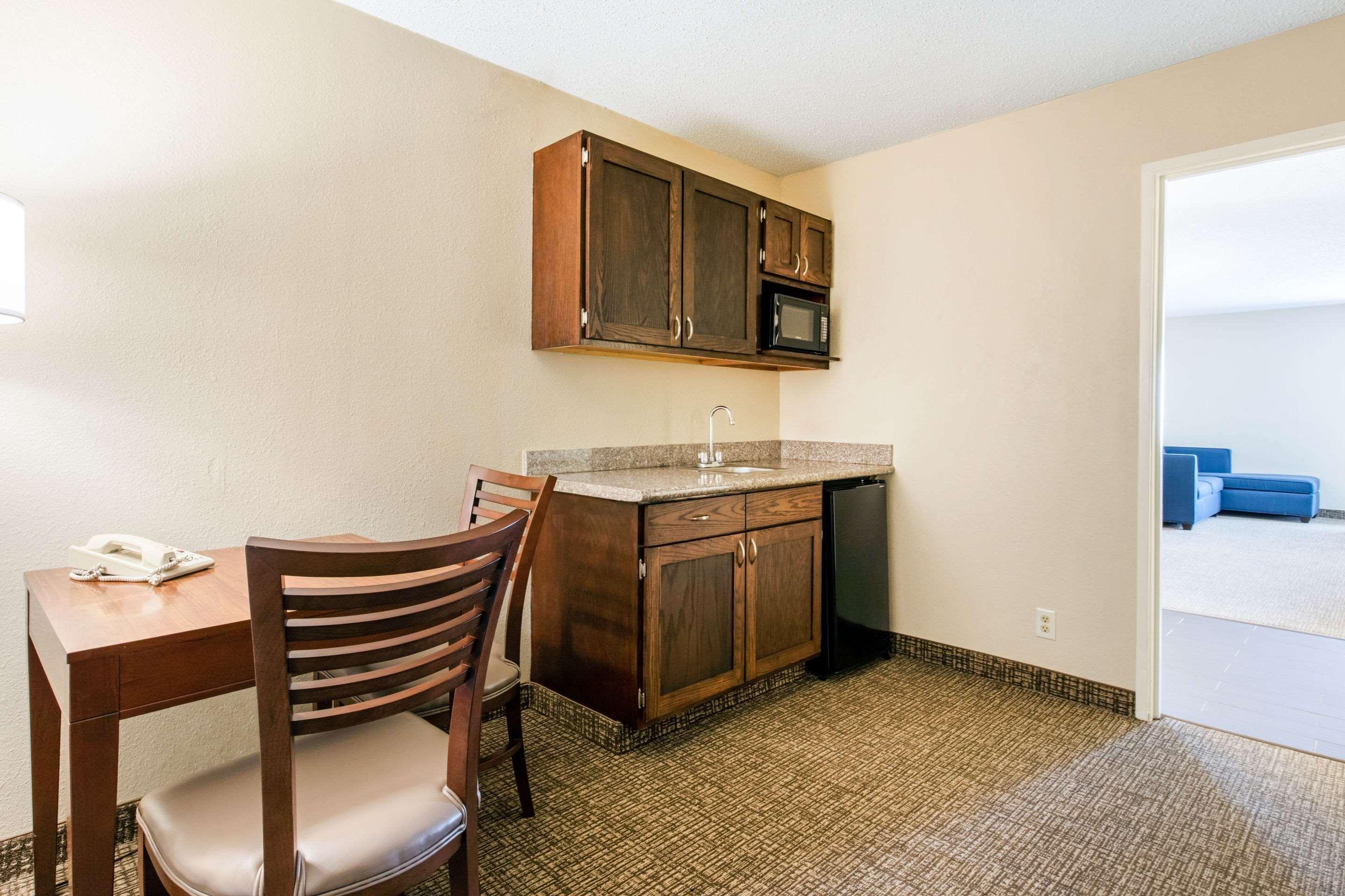 Comfort Inn & Suites Airport Little Rock Ngoại thất bức ảnh