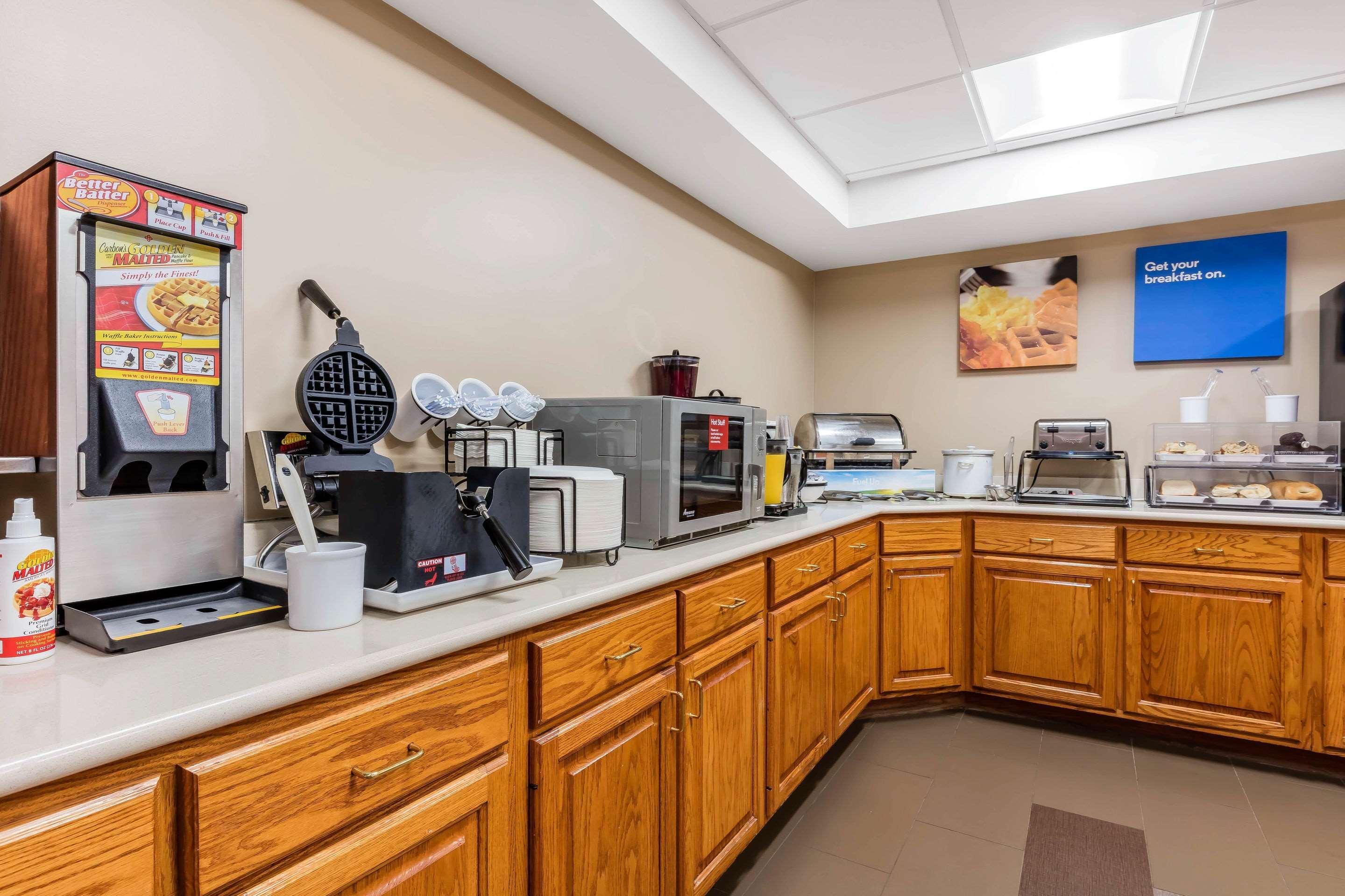 Comfort Inn & Suites Airport Little Rock Ngoại thất bức ảnh
