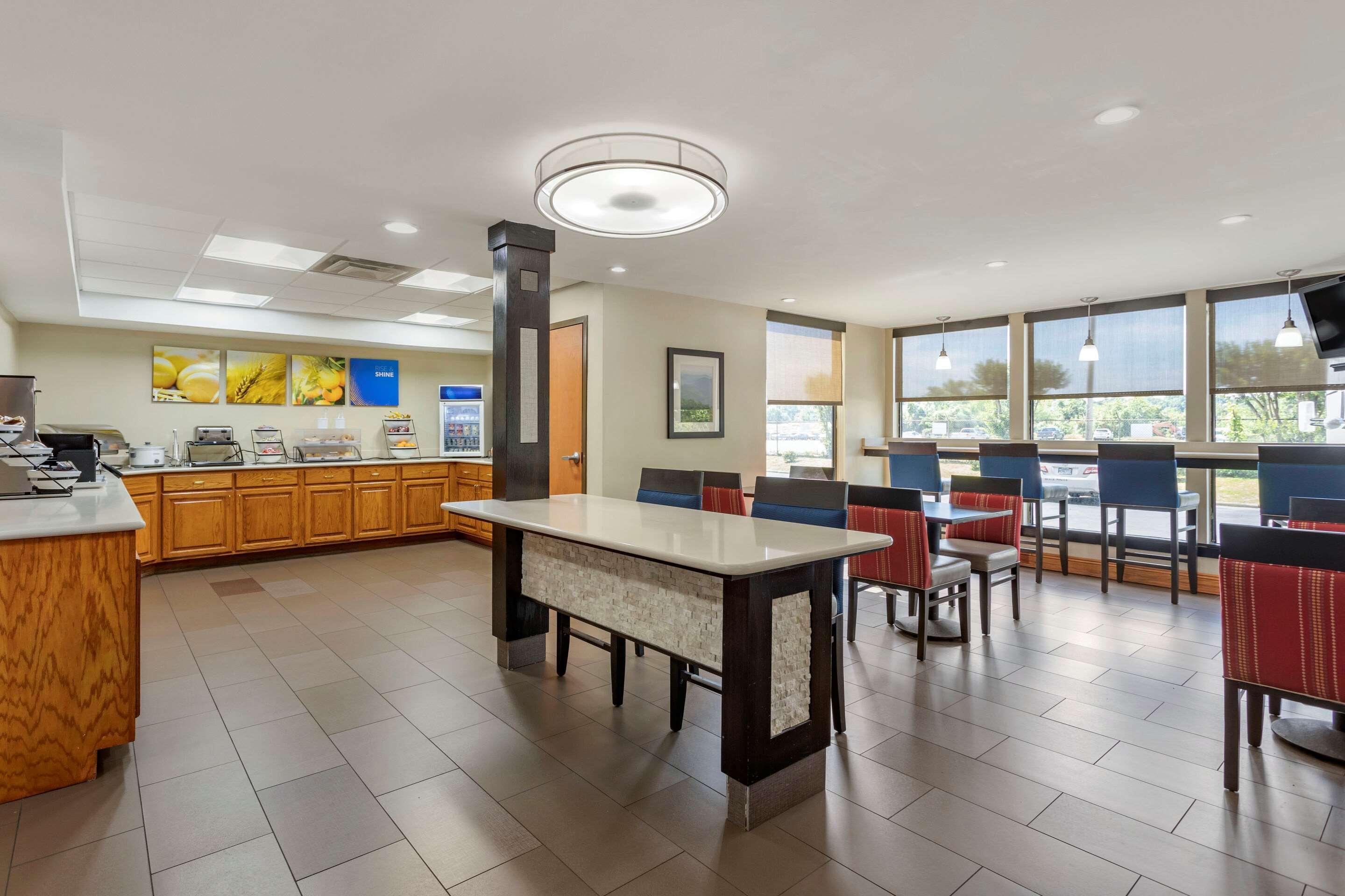 Comfort Inn & Suites Airport Little Rock Ngoại thất bức ảnh