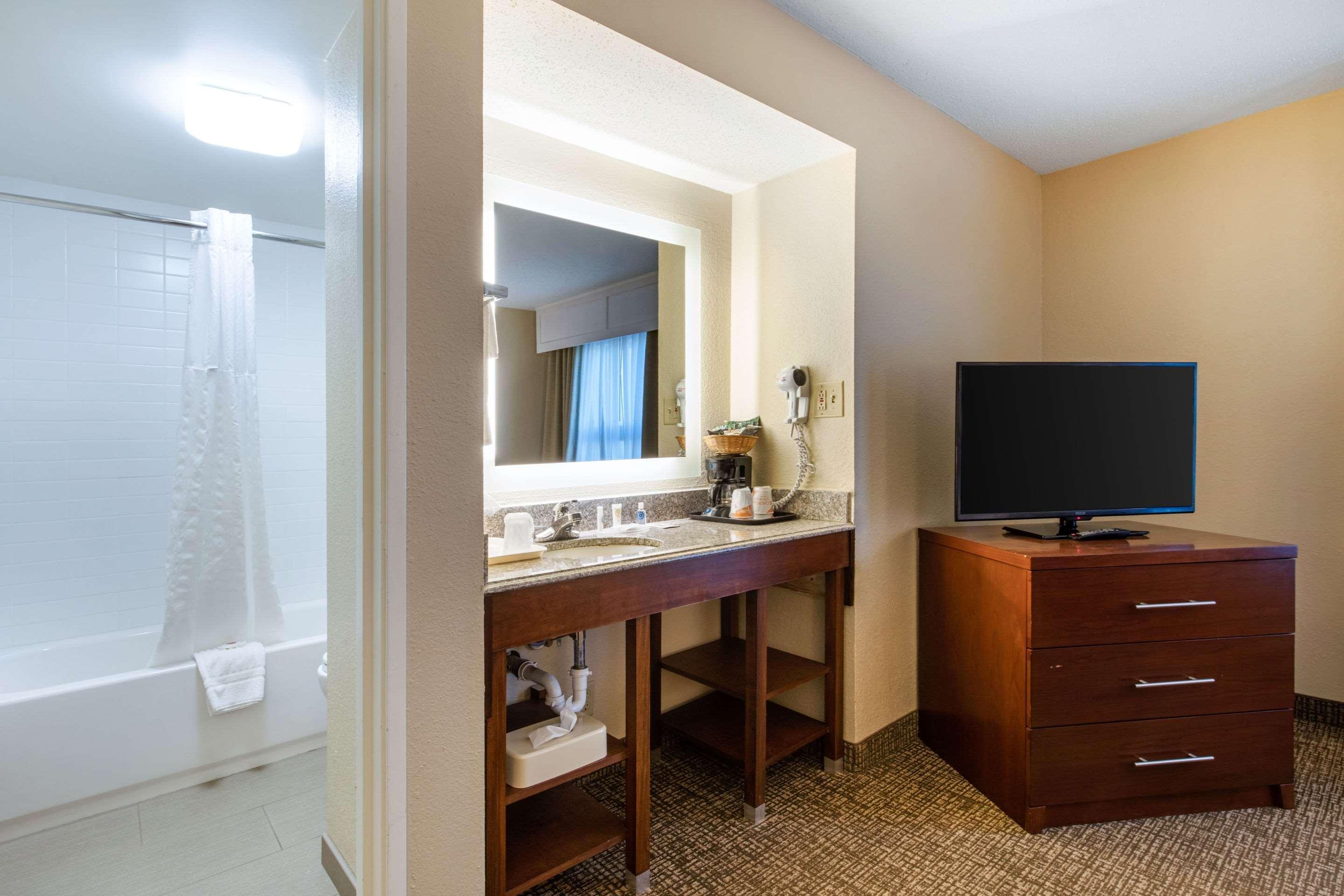 Comfort Inn & Suites Airport Little Rock Ngoại thất bức ảnh